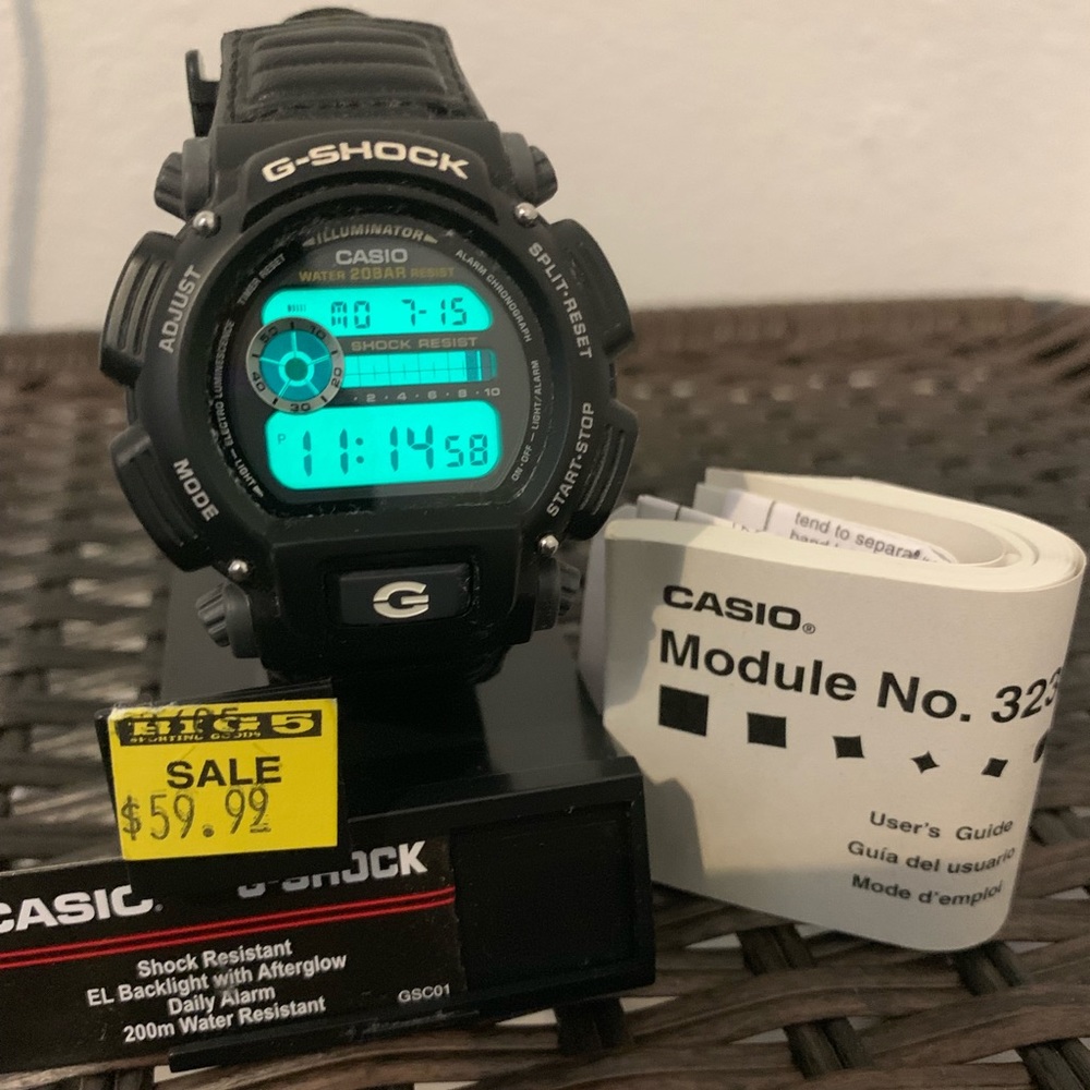 🔥Casio G🥶SHOCK Daily Alarm 200m Water Resistant - Picture 2 of 3
